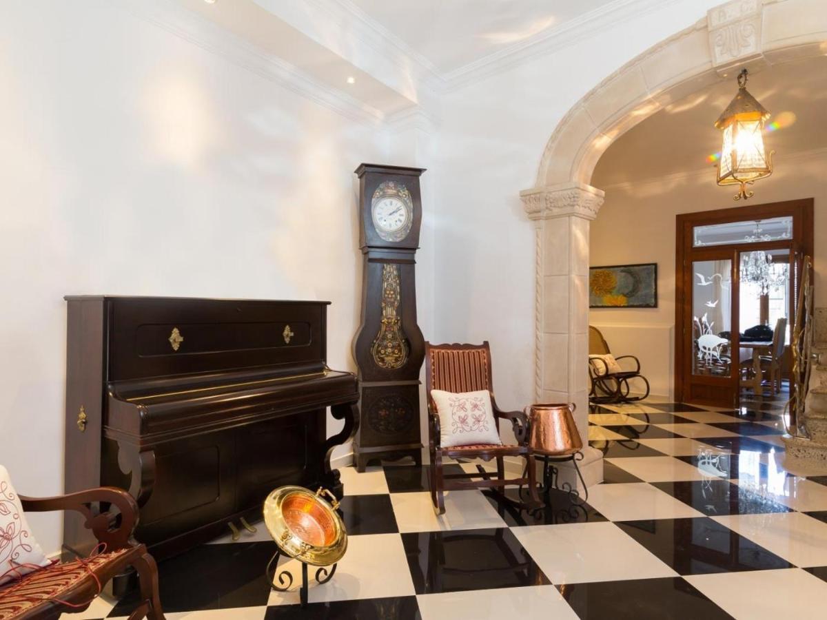 Peret Villa *